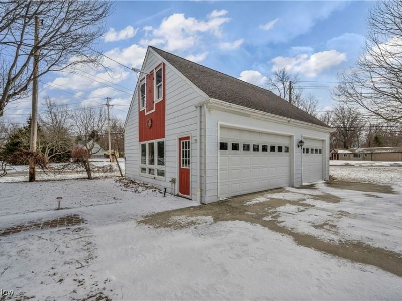 7399 Salida Road, Mentor on the Lake, OH 44060 Photo 3