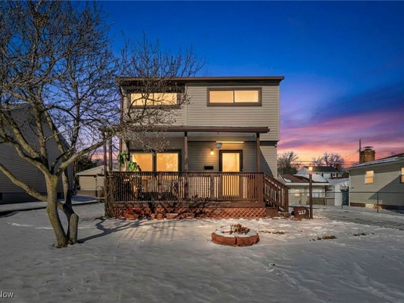 217 Tyler Avenue, Cuyahoga Falls, OH 44221 Photo 1