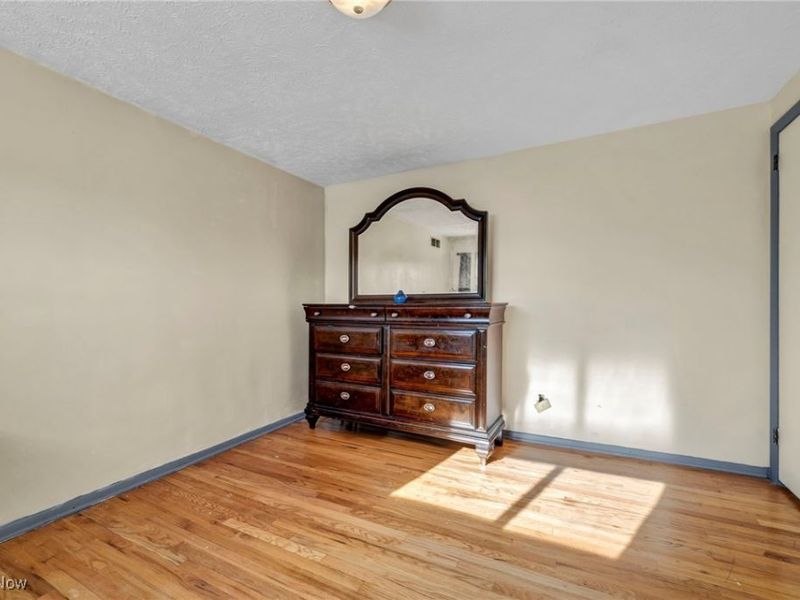 217 Tyler Avenue, Cuyahoga Falls, OH 44221 Photo 17