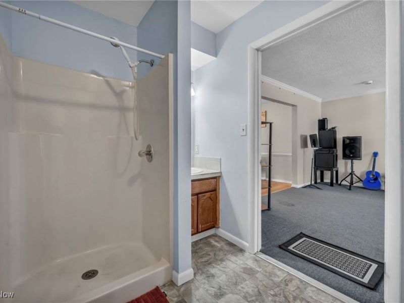 217 Tyler Avenue, Cuyahoga Falls, OH 44221 Photo 23