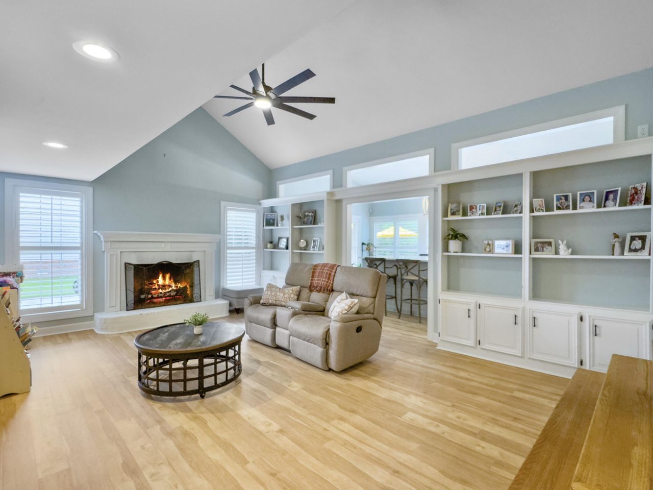 102 Castle Harbor Drive Photo 15