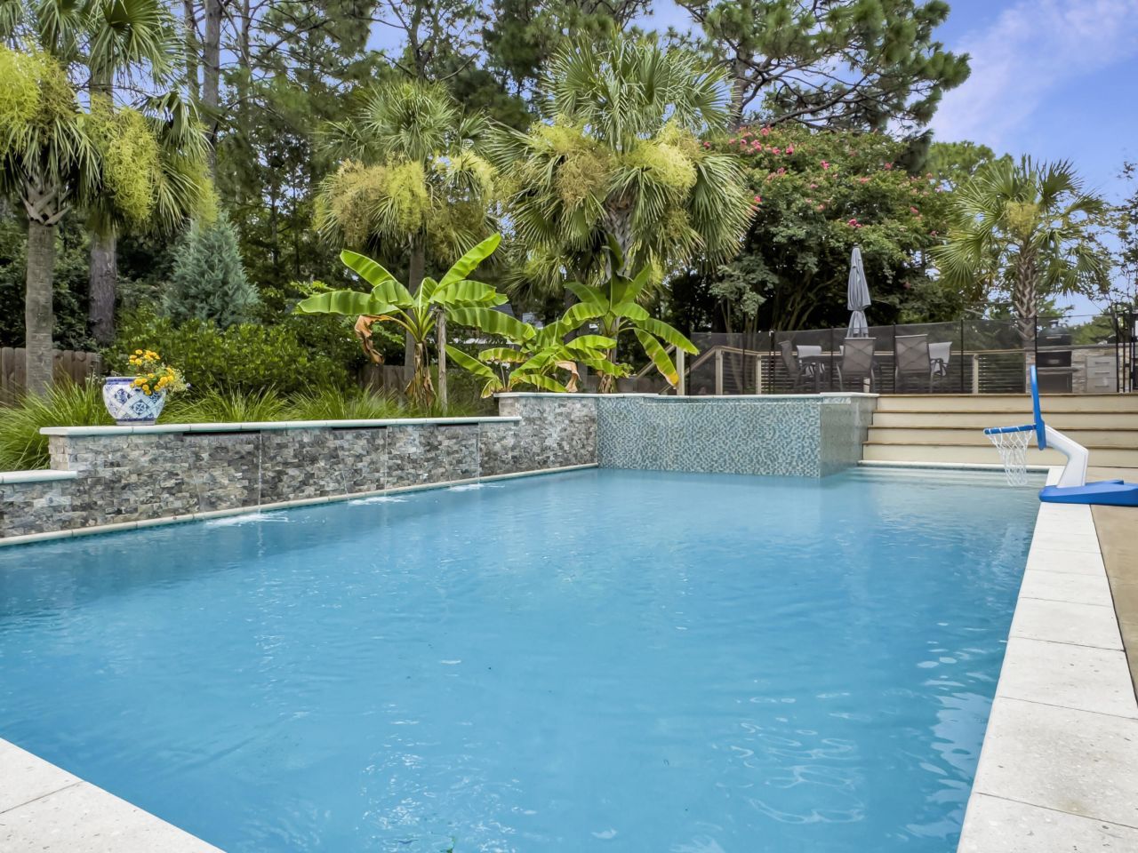 102 Castle Harbor Drive Photo 27