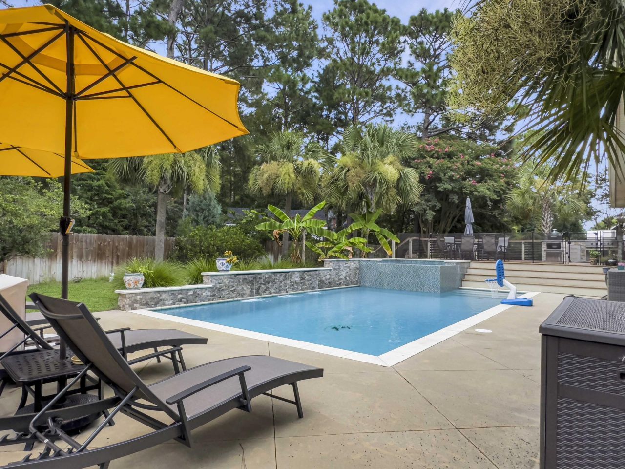 102 Castle Harbor Drive Photo 43