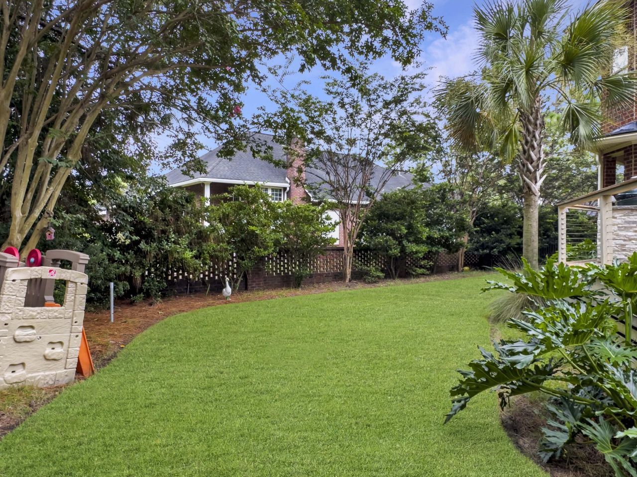 102 Castle Harbor Drive Photo 46