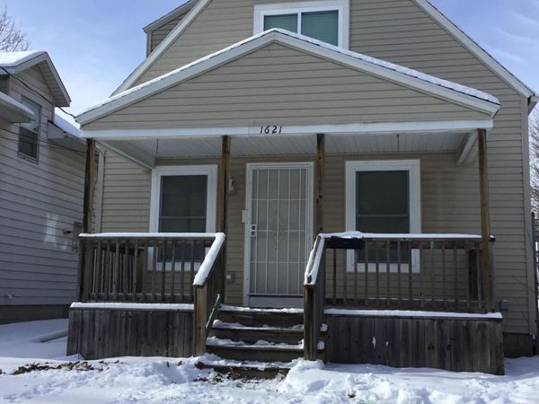 1621 Robertson Avenue, Lansing, MI 48915