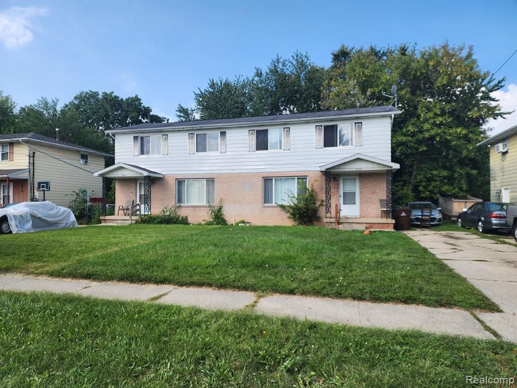 5808/5810 Orchard Court, Lansing, MI 48911 Main Photo