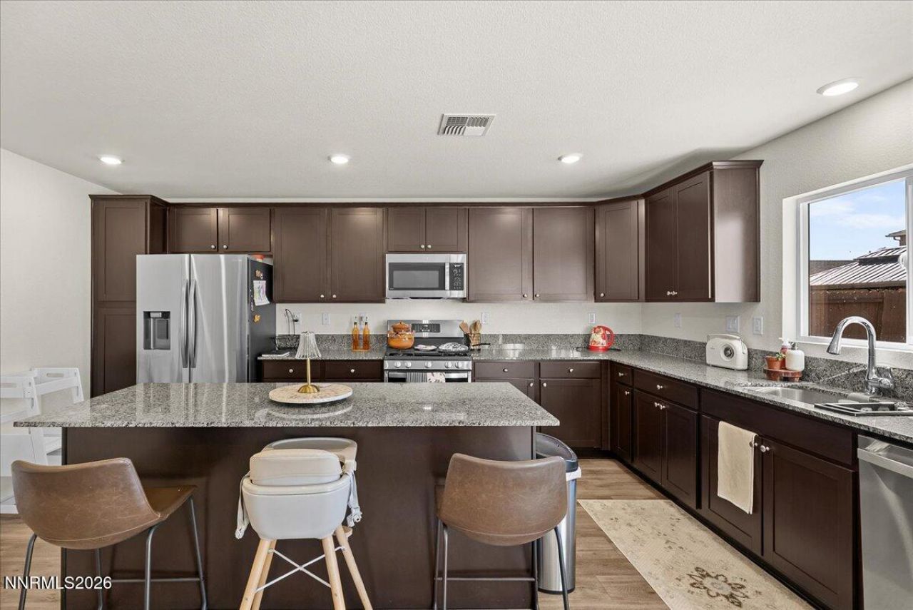 8921 Quail Falls Drive, Reno, NV 89506 Photo