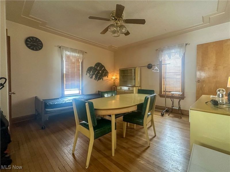 318 W 3rd Street, Niles, OH 44446 Photo 5