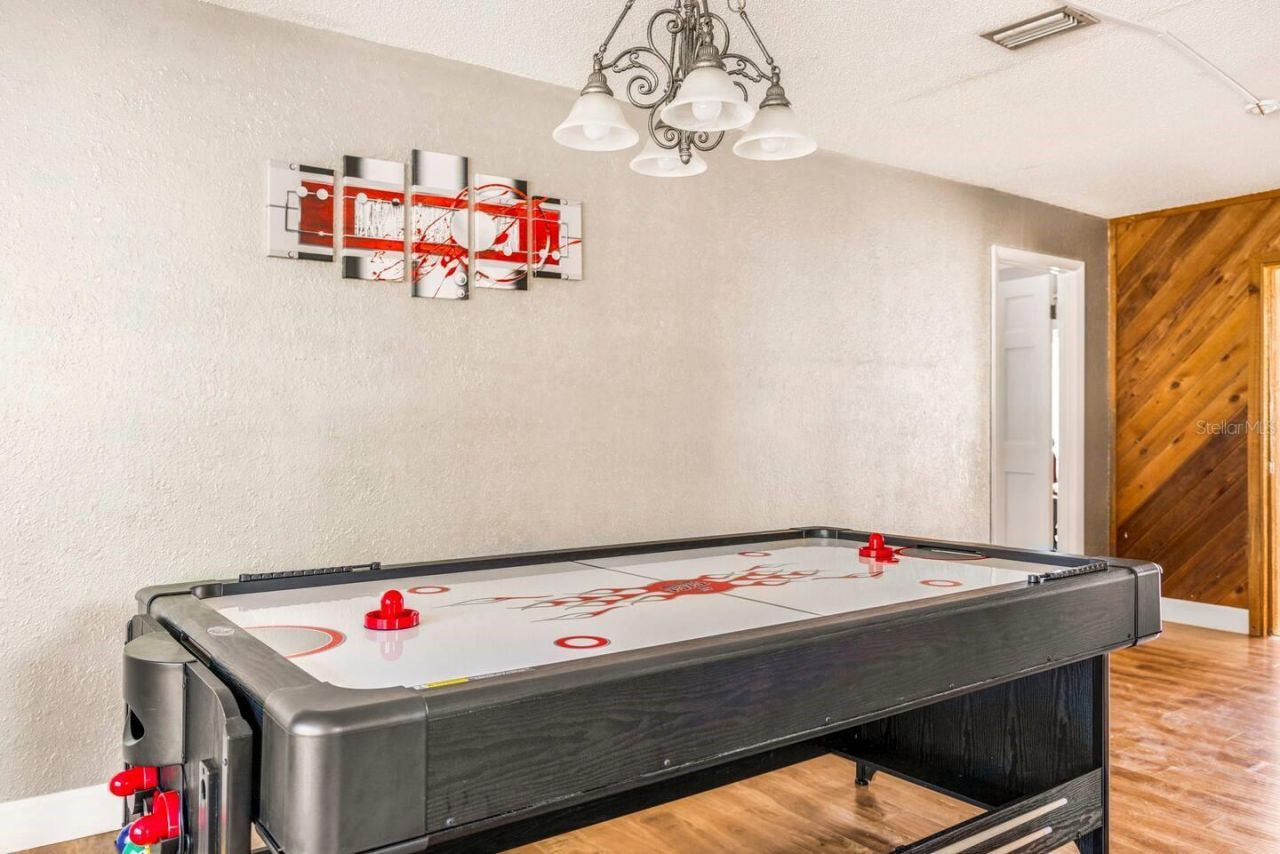 12110 93rd Way, Largo, FL 33773 Photo