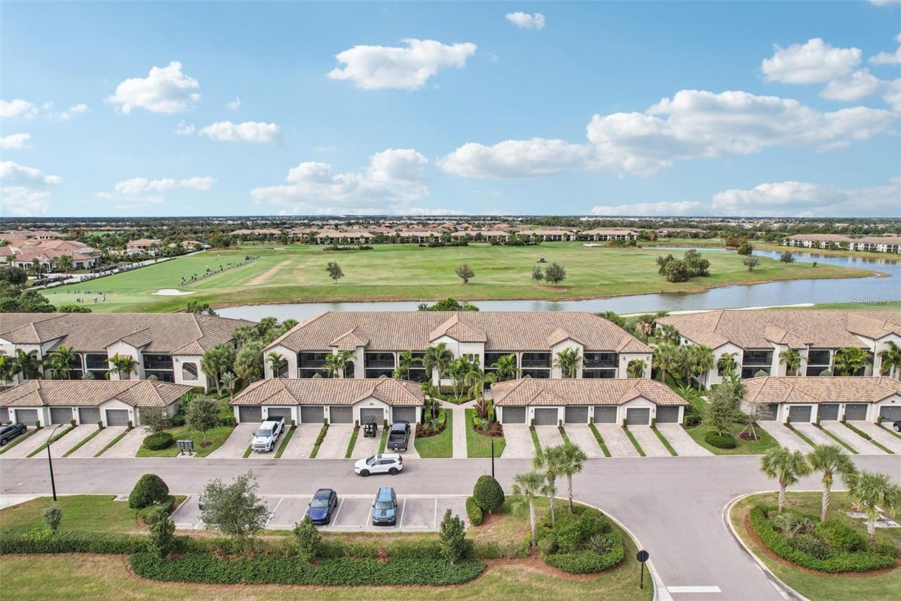 5710 Palmer Circle, Unit 104, Lakewood Ranch, FL 34211 Photo