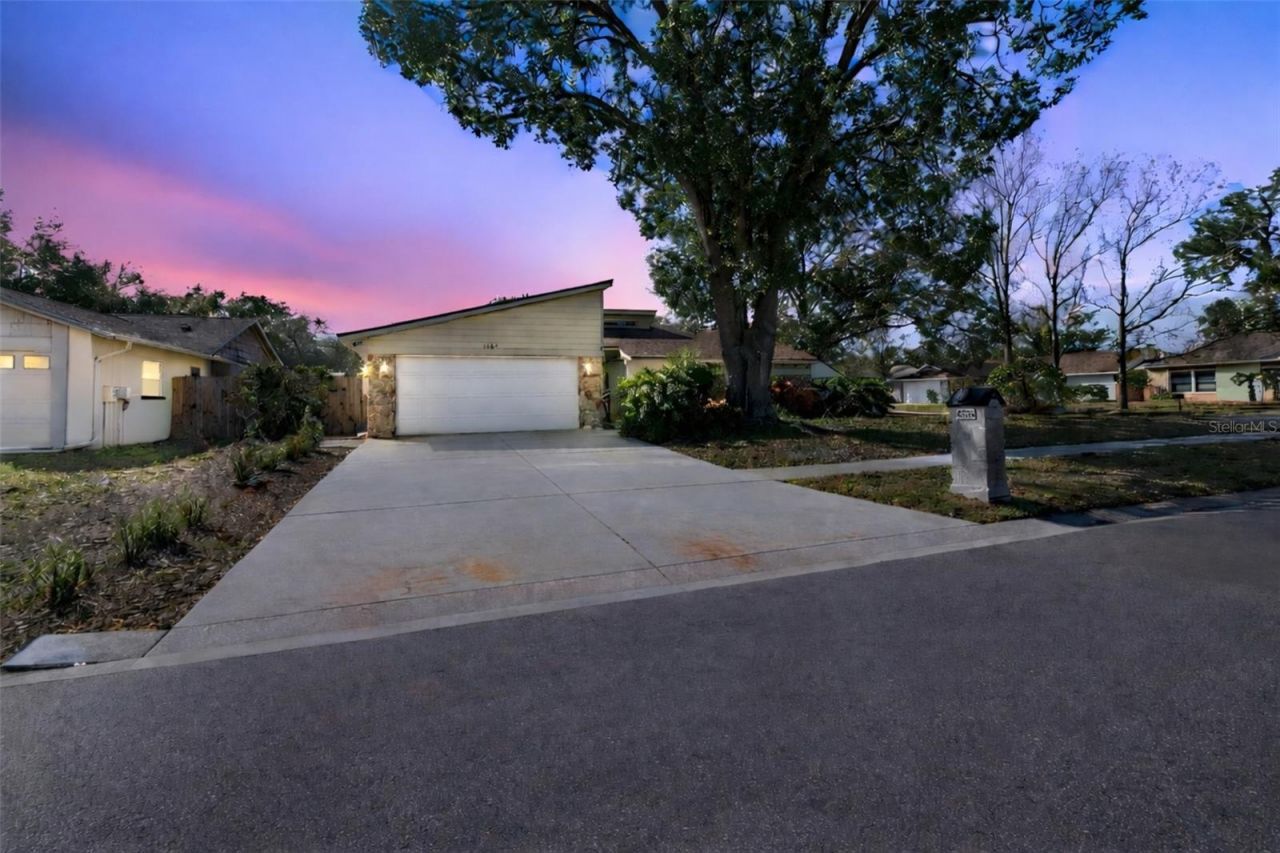 4720 Heath Avenue, Tampa, FL 33624 Main Photo