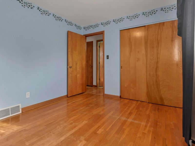 4589 Belfast Drive, Columbus, OH 43227 Photo 19