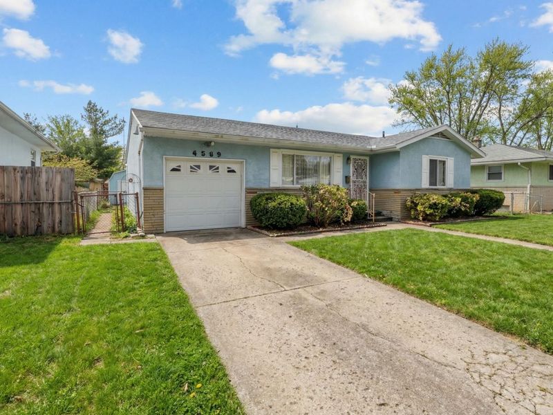 4589 Belfast Drive, Columbus, OH 43227 Photo 2
