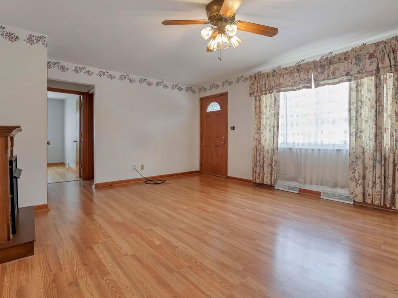 4589 Belfast Drive, Columbus, OH 43227 Photo 8
