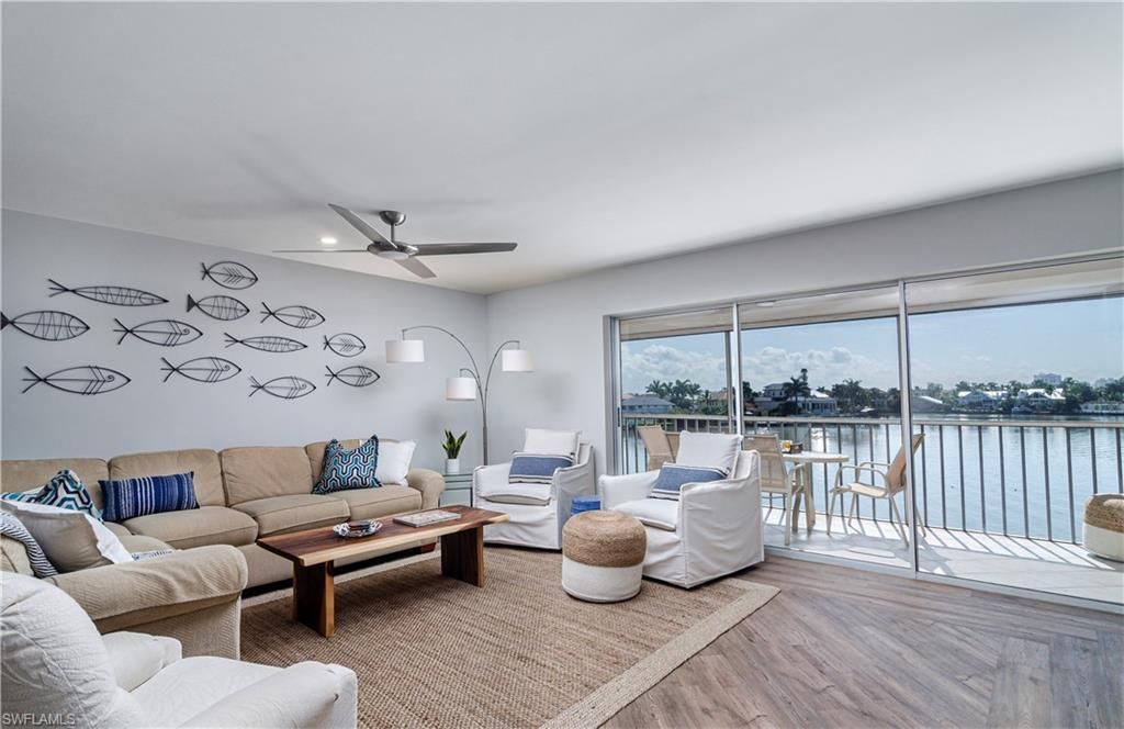 10682 Gulf Shore Dr, Unit C-204, Naples, FL 34108 Photo