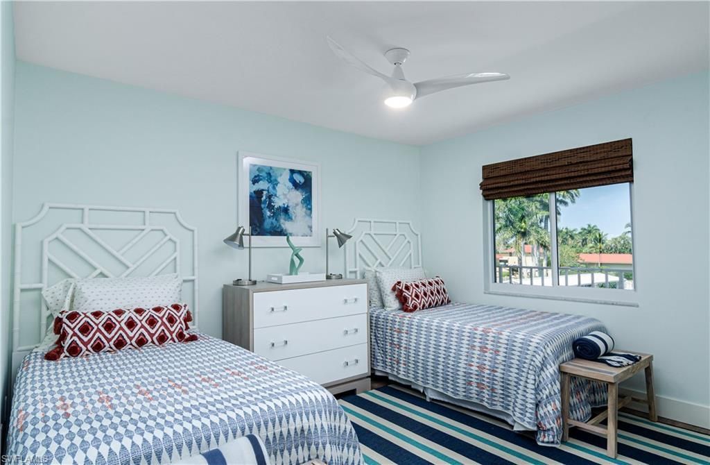 10682 Gulf Shore Dr, Unit C-204, Naples, FL 34108 Photo