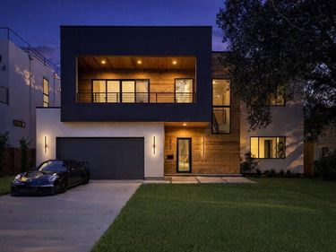 3940 N Crest Haven Road, Dallas, TX 75209