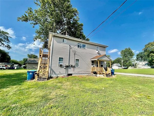 2203 Bryan Avenue, Granite City, IL 62040