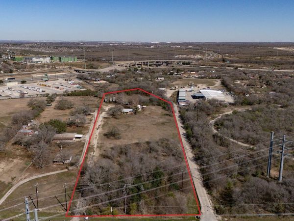 9638 S Presa, San Antonio, TX 78223