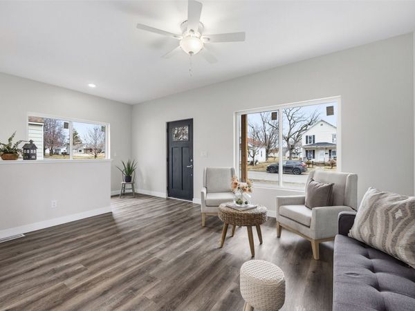 105 Mulberry, Tipton, IA 52772