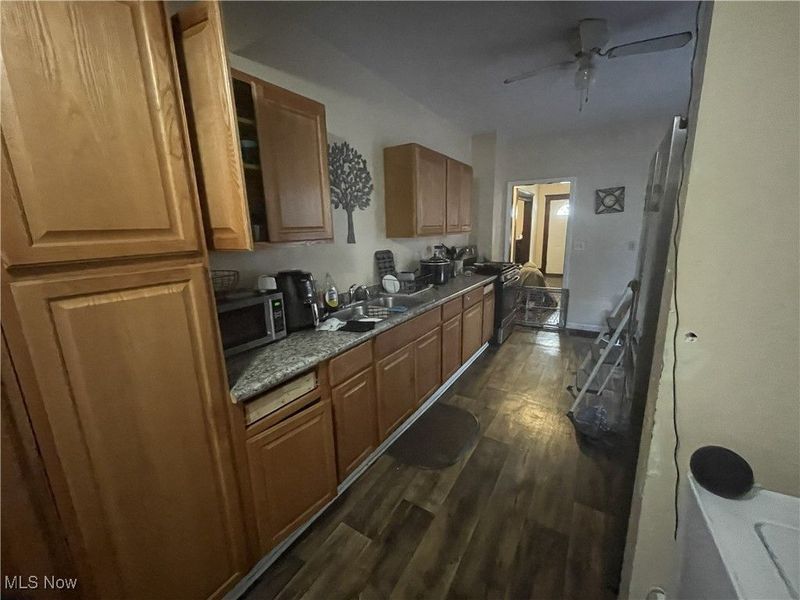 2064 W 104th Street, Cleveland, OH 44102 Photo 12