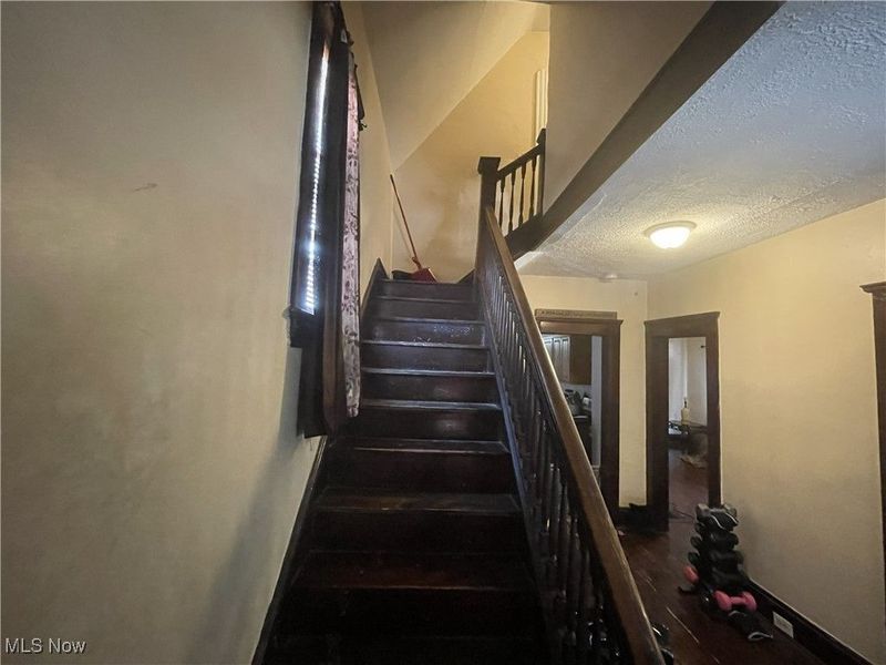 2064 W 104th Street, Cleveland, OH 44102 Photo 14