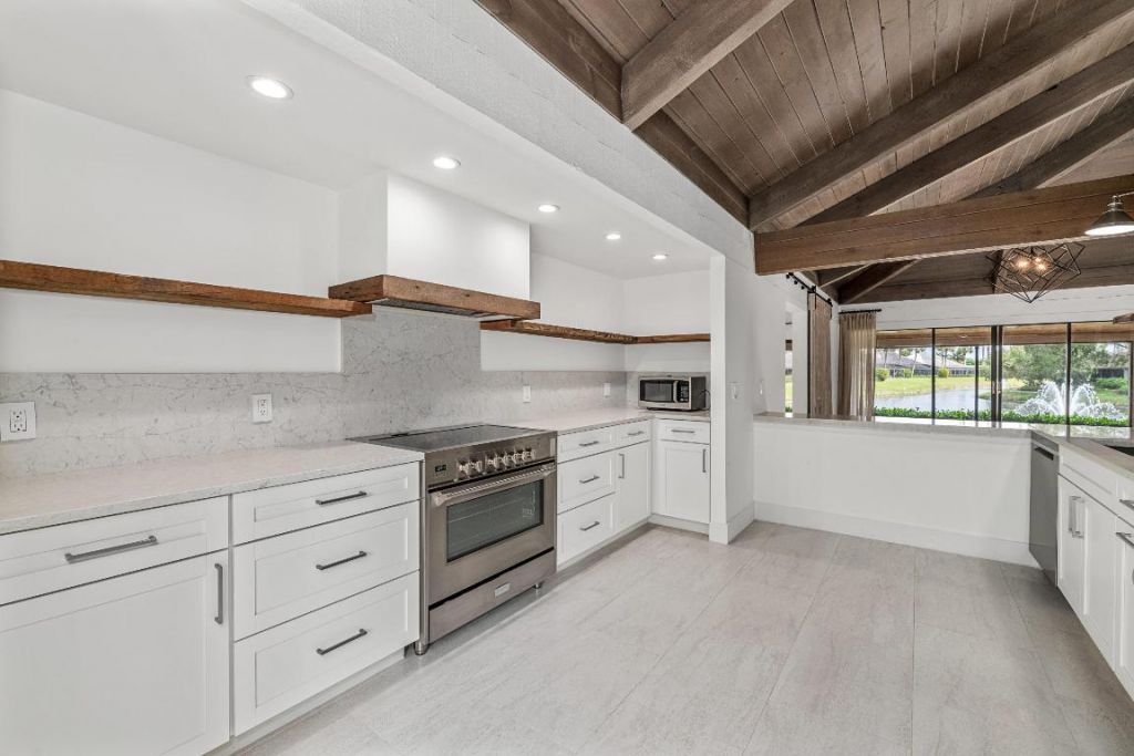 11683 Wimbledon Circle, Wellington, FL 33414 Photo