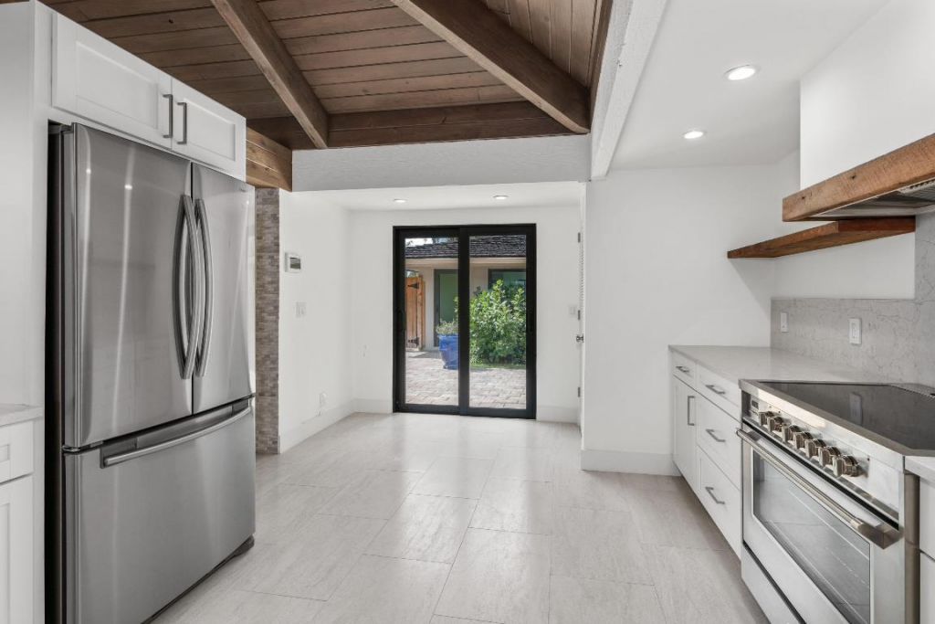 11683 Wimbledon Circle, Wellington, FL 33414 Photo