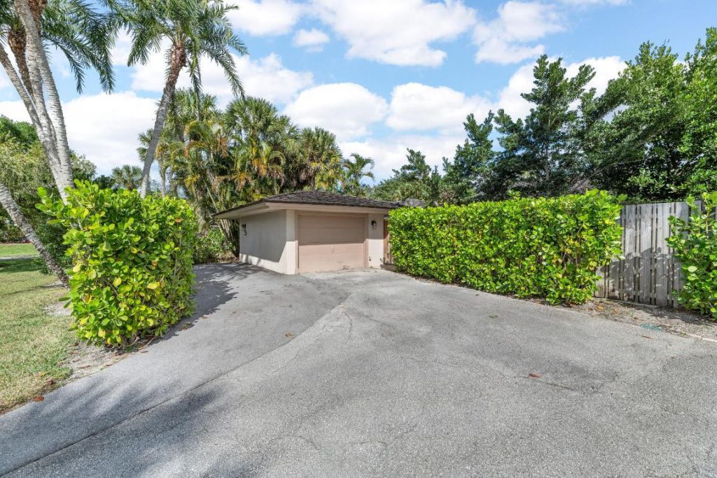 11683 Wimbledon Circle, Wellington, FL 33414 Photo