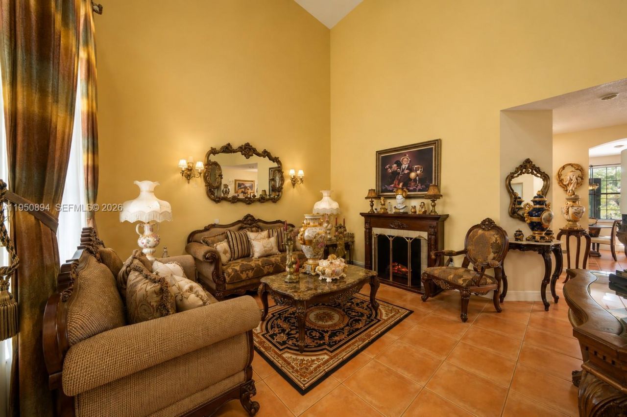 16062 SW 43rd Ter, Miami, FL 33185 Photo