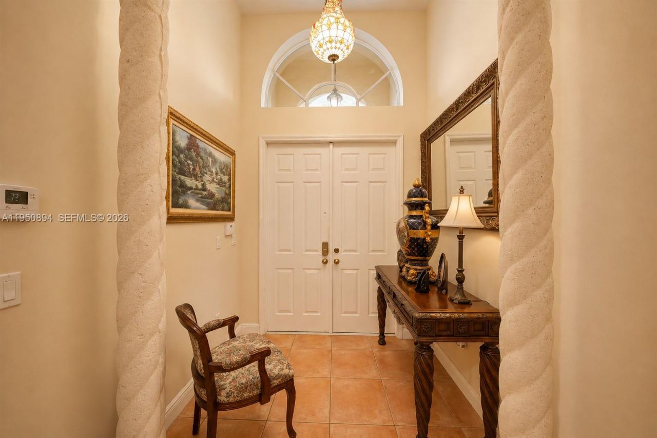 16062 SW 43rd Ter, Miami, FL 33185 Photo