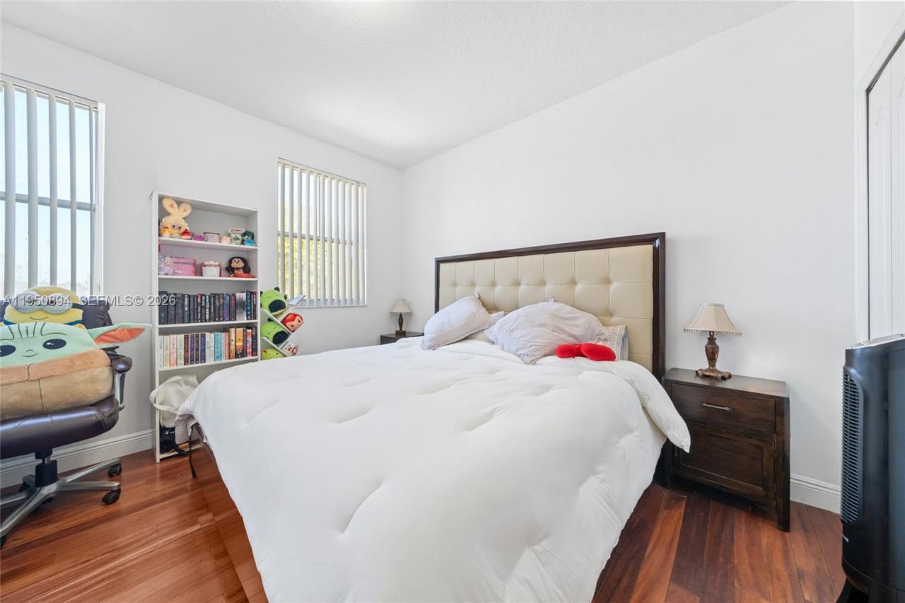 16062 SW 43rd Ter, Miami, FL 33185 Photo