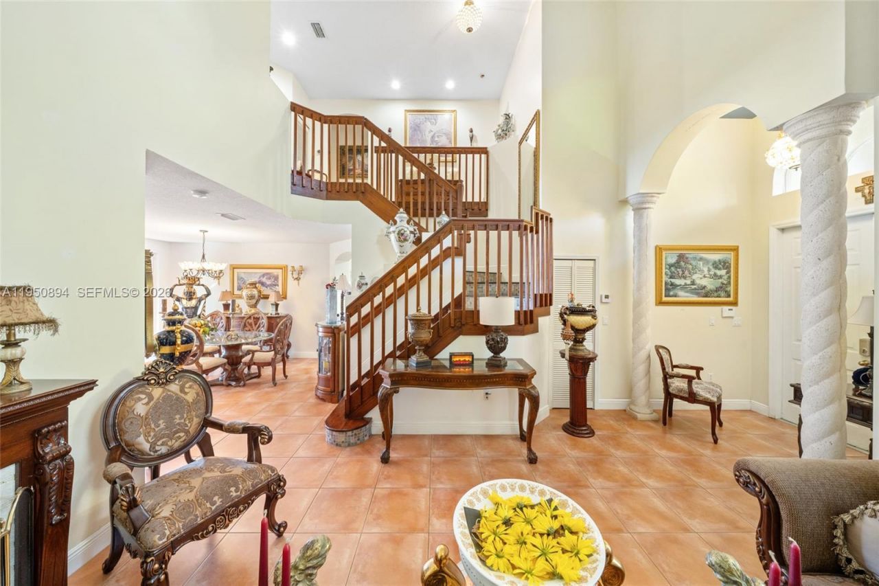 16062 SW 43rd Ter, Miami, FL 33185 Photo