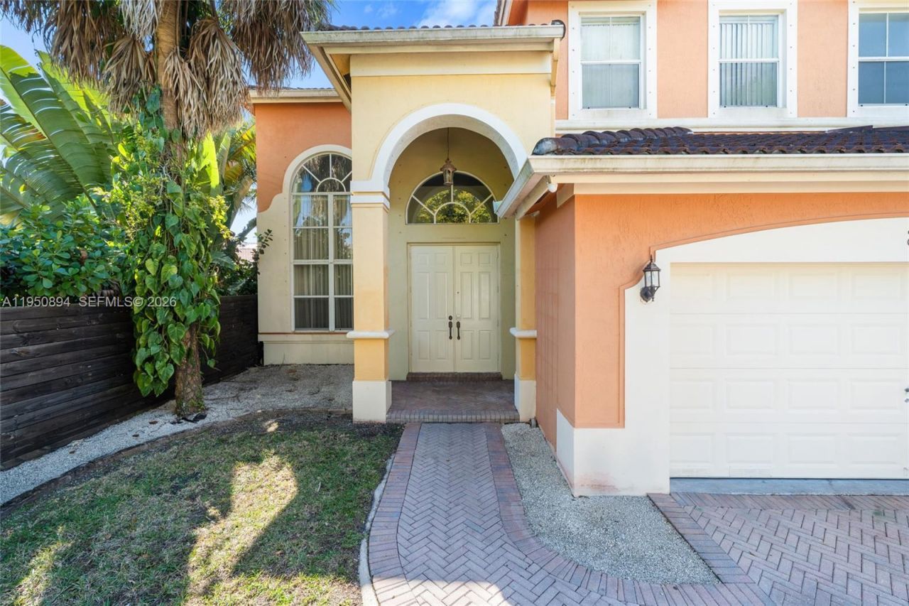 16062 SW 43rd Ter, Miami, FL 33185 Photo