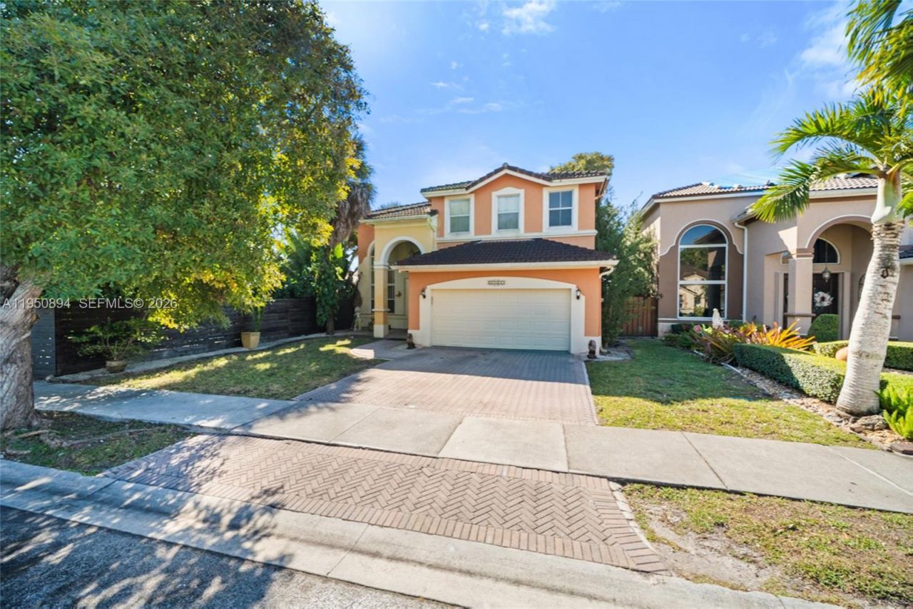 16062 SW 43rd Ter, Miami, FL 33185 Photo