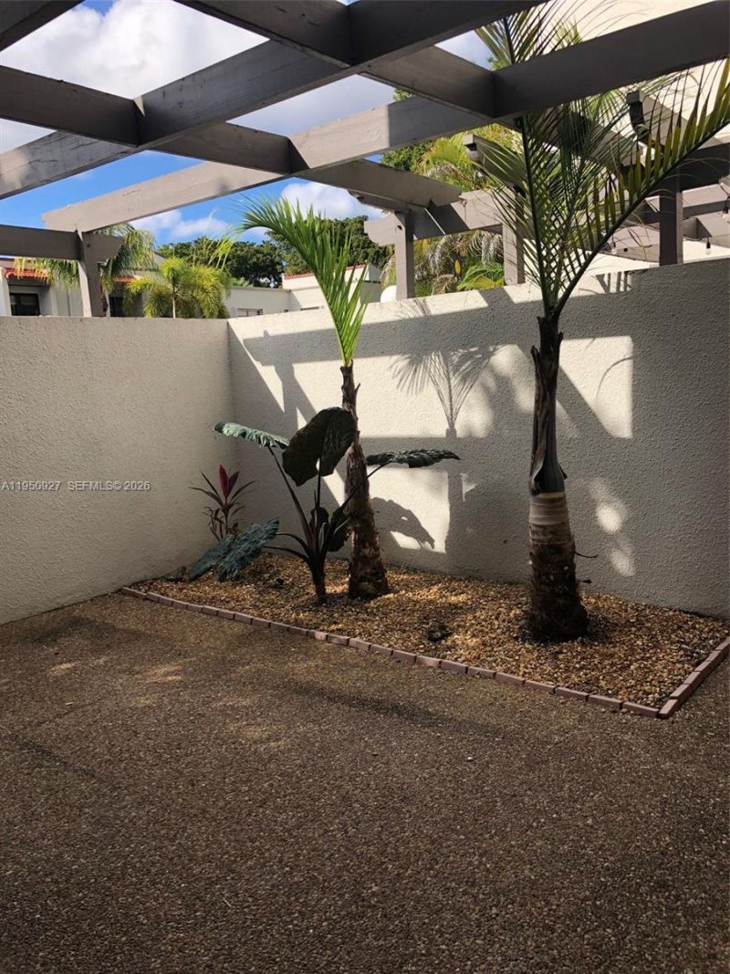 4708 SW 67th Ave, Unit L23, Miami, FL 33155 Photo