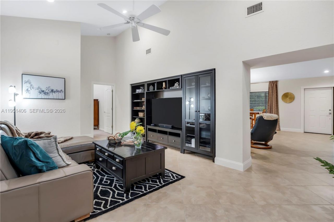 2751 SW 137th Ter, Davie, FL 33330 Photo