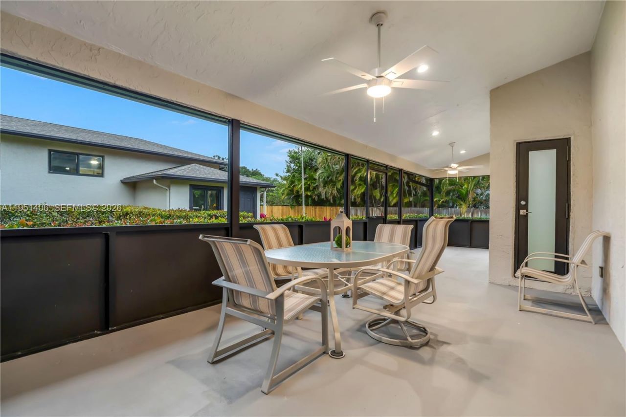 2751 SW 137th Ter, Davie, FL 33330 Photo