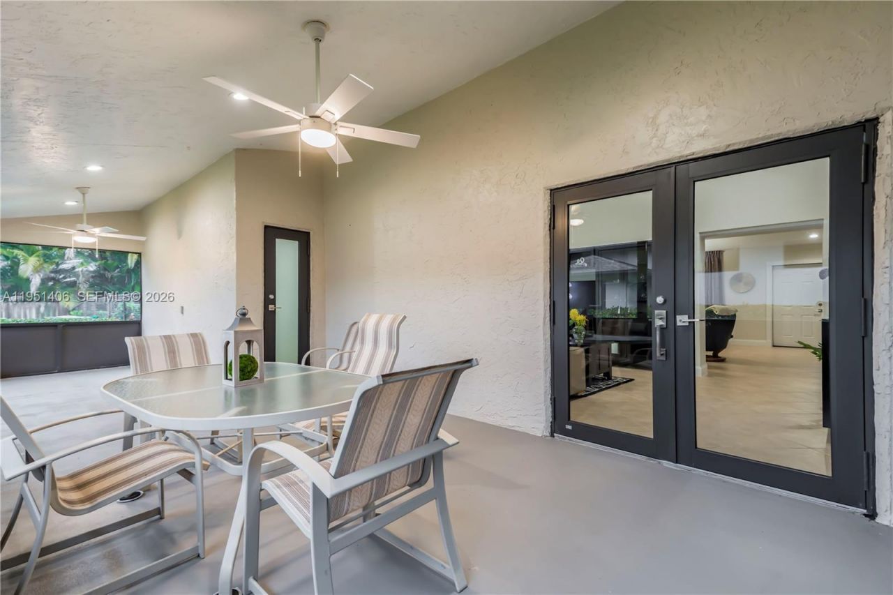 2751 SW 137th Ter, Davie, FL 33330 Photo