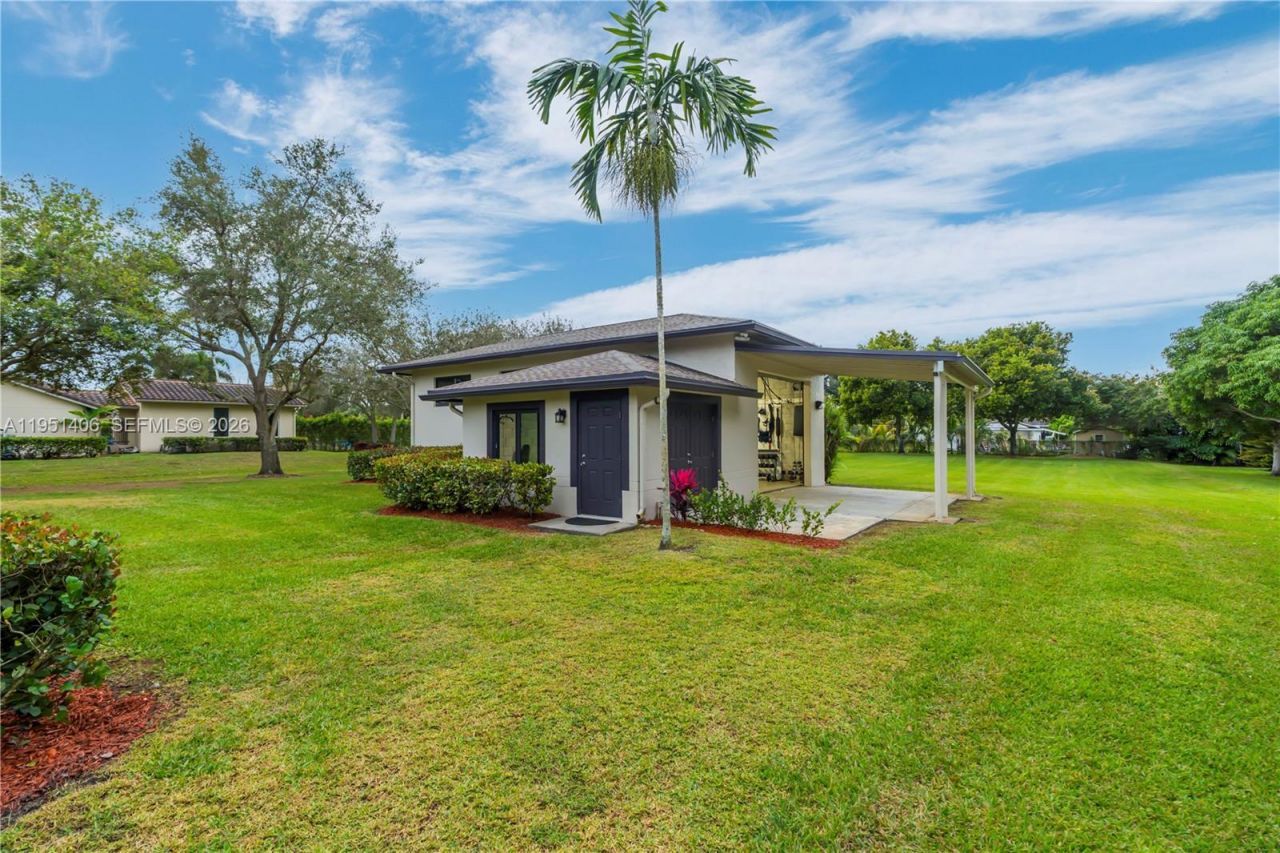 2751 SW 137th Ter, Davie, FL 33330 Photo