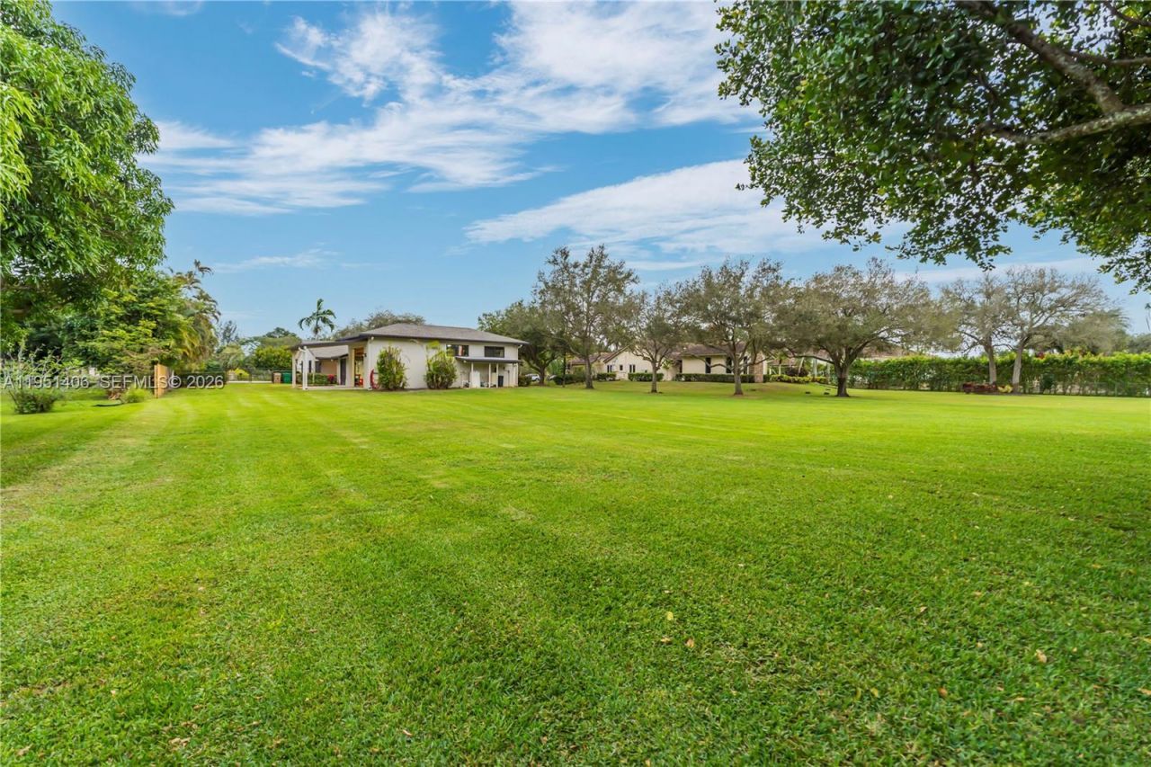 2751 SW 137th Ter, Davie, FL 33330 Photo