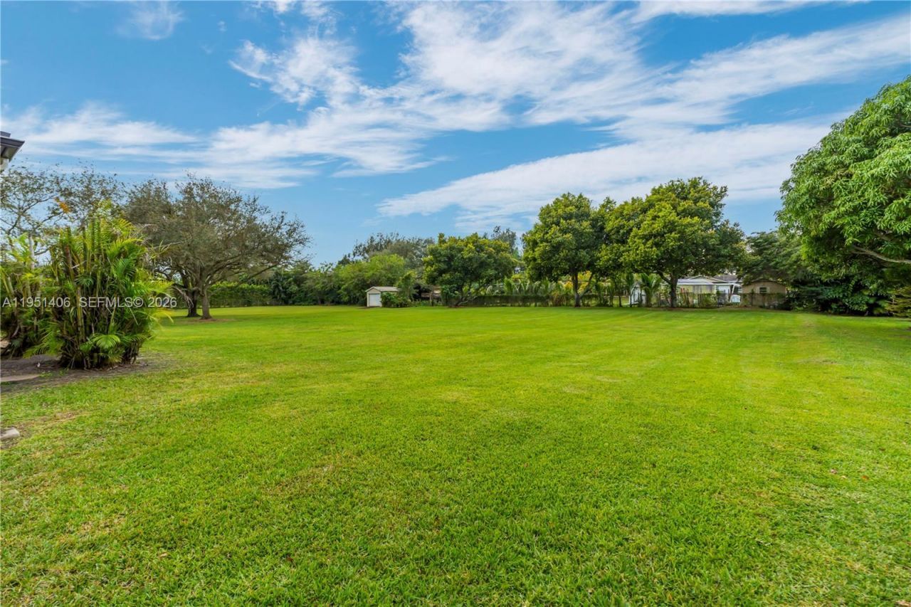 2751 SW 137th Ter, Davie, FL 33330 Photo