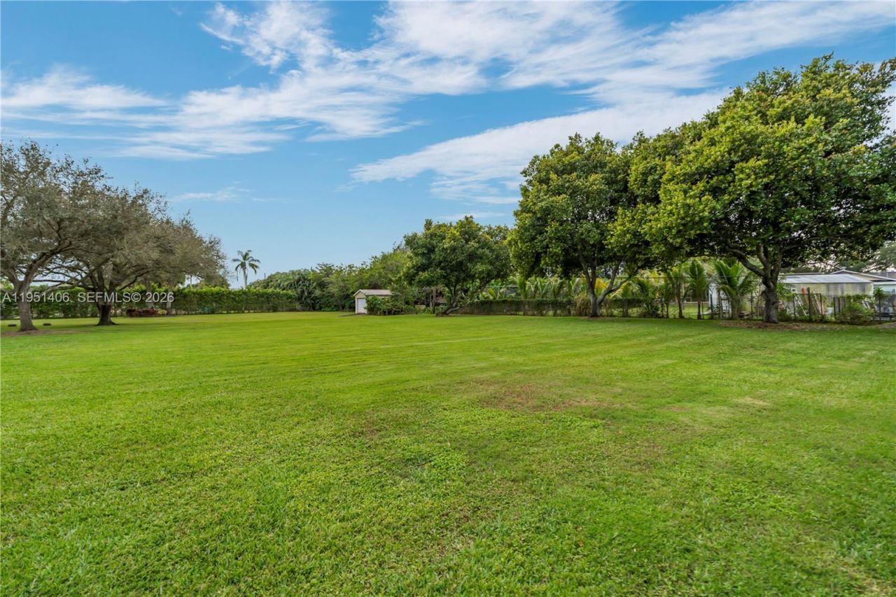 2751 SW 137th Ter, Davie, FL 33330 Photo