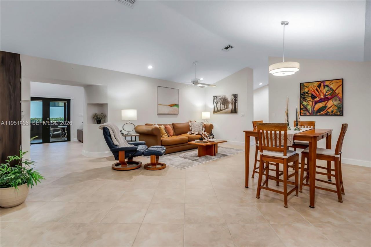 2751 SW 137th Ter, Davie, FL 33330 Photo