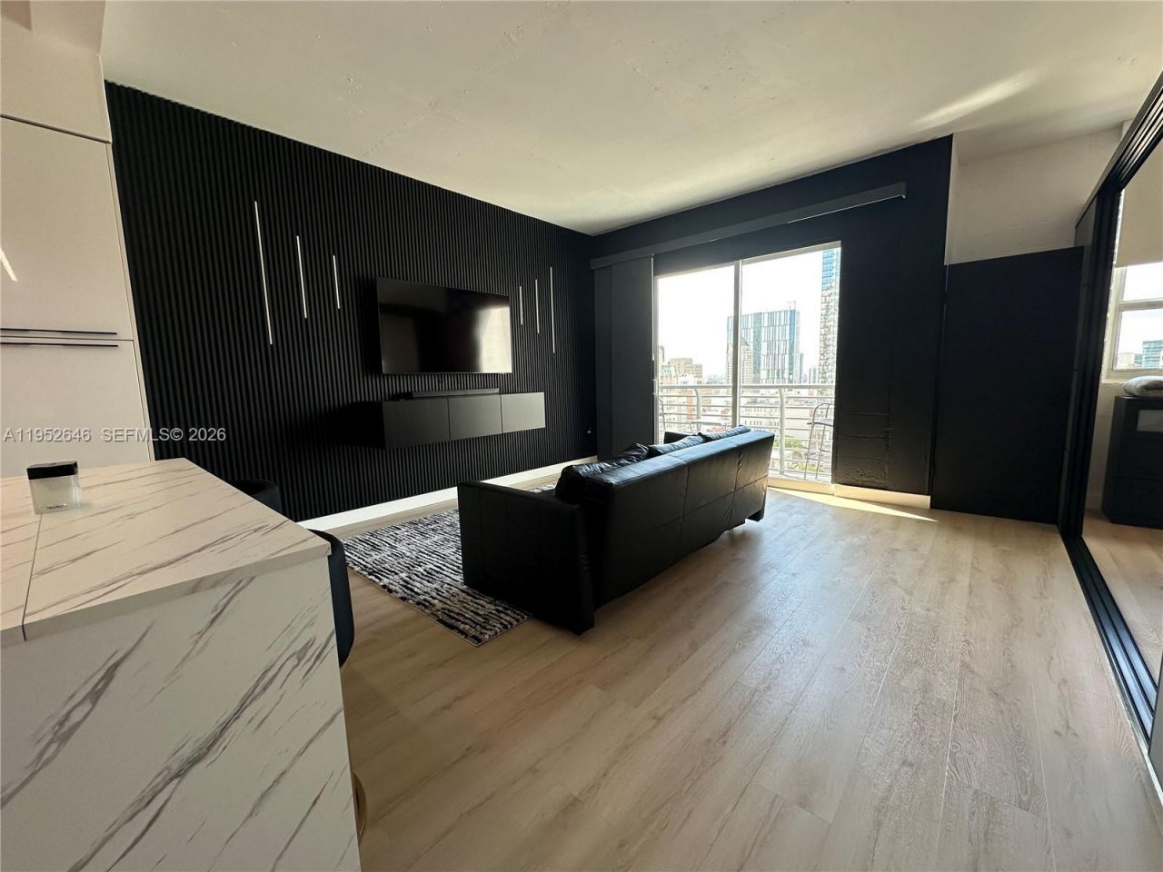 234 NE 3rd St , Unit 1805, Miami, FL 33132 Photo