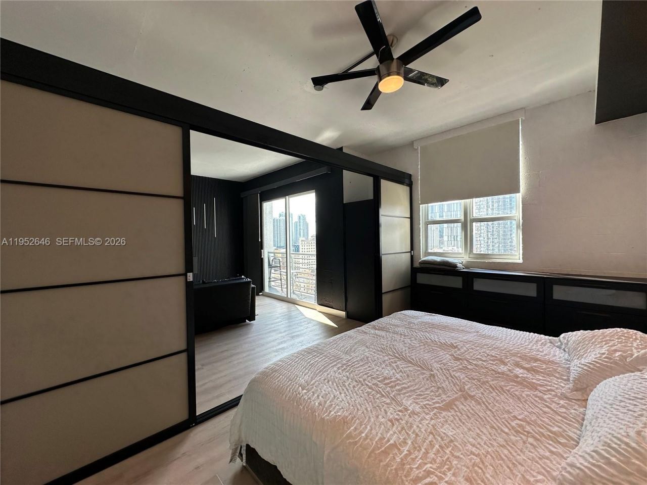 234 NE 3rd St , Unit 1805, Miami, FL 33132 Photo