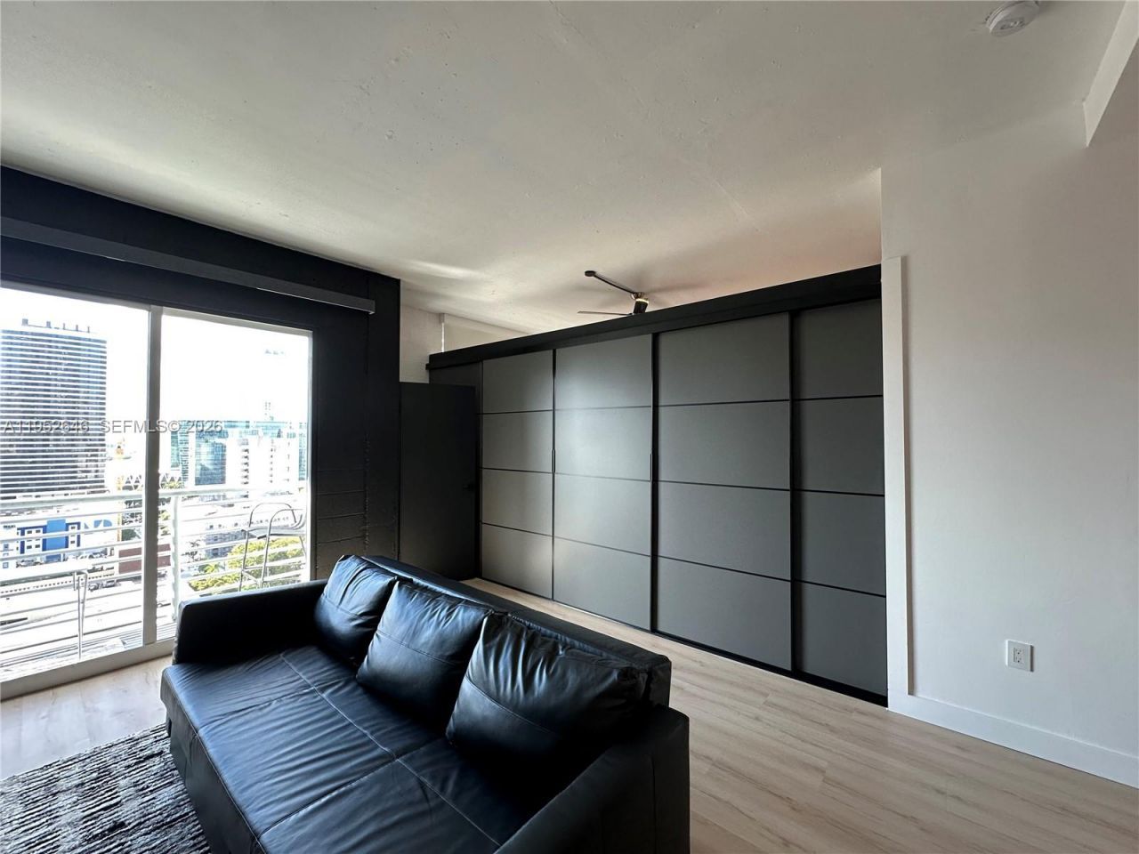 234 NE 3rd St , Unit 1805, Miami, FL 33132 Photo