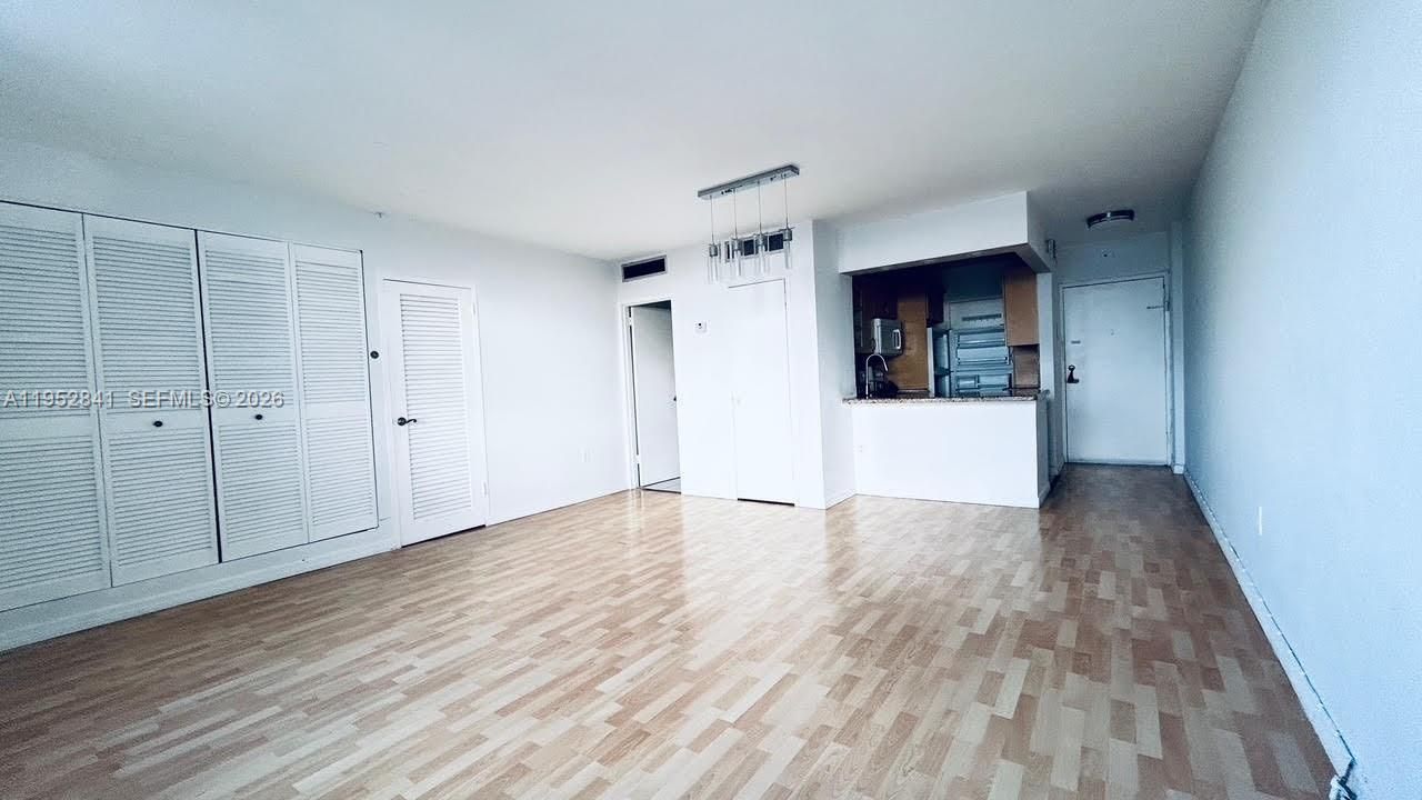 2899 Collins Ave, Unit 1502, Miami Beach, FL 33140 Photo