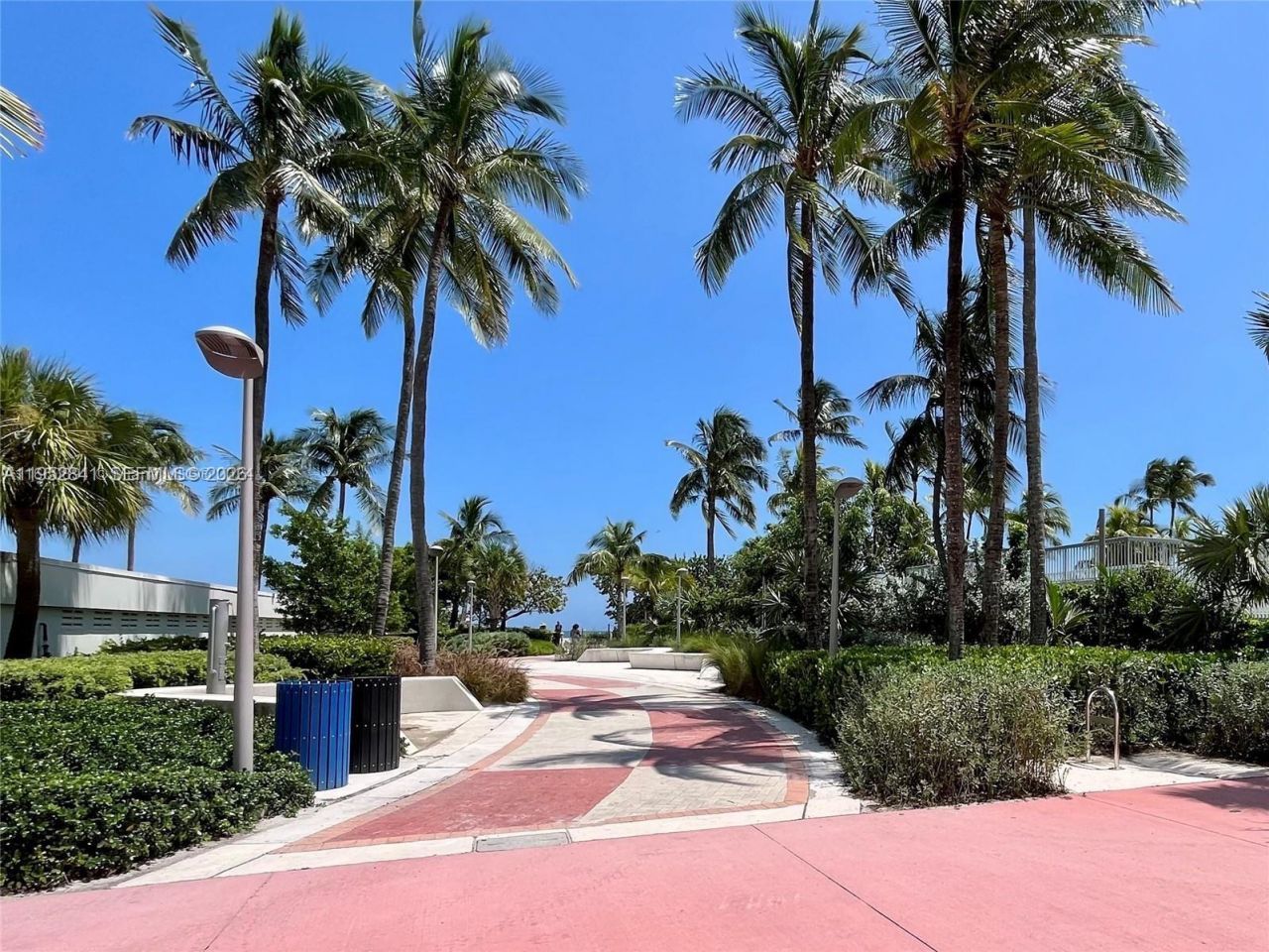 2899 Collins Ave, Unit 1502, Miami Beach, FL 33140 Photo