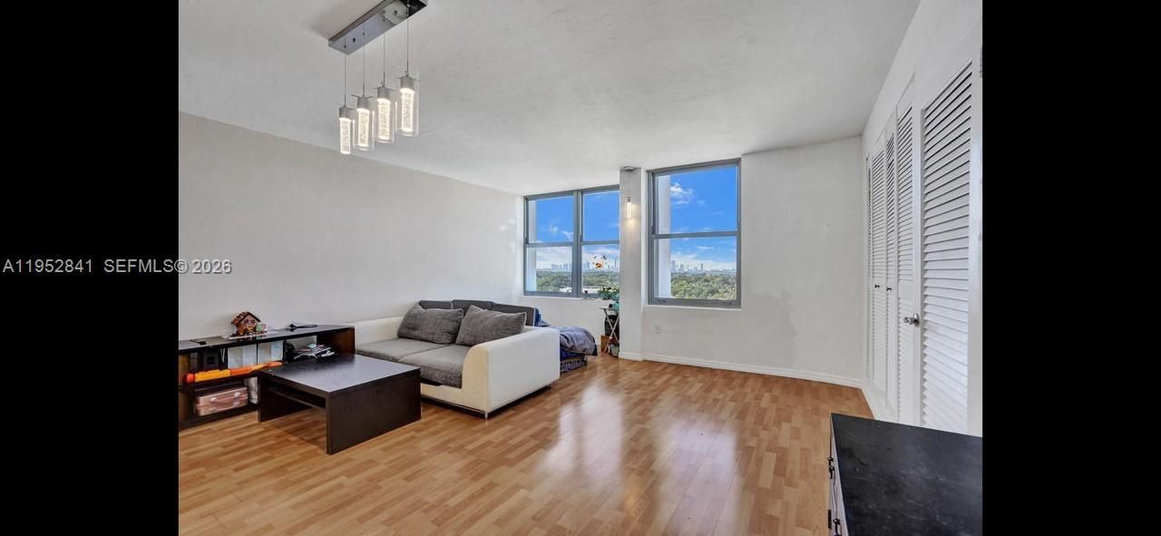 2899 Collins Ave, Unit 1502, Miami Beach, FL 33140 Photo